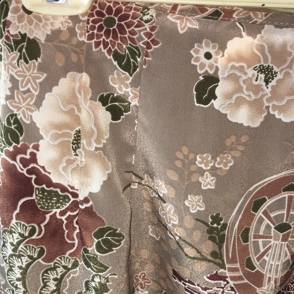 Floral Patterned Maxi Skirt - Picture 5 of 7